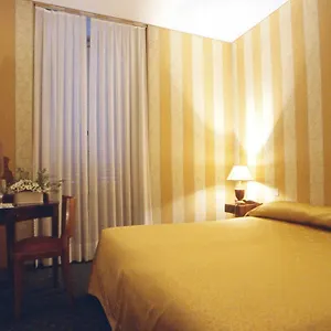 Hotel Orange Garden